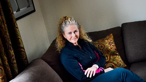 Lise Benberg ägde ett hus i området. Hon fick besked av LKAB att de inte skulle köpa fastigheterna i området. Någon månad efter att hon sålt kom andra bud.
-Jag förstår inte hur det kan ändra sig från en dag till en annan, säger hon.