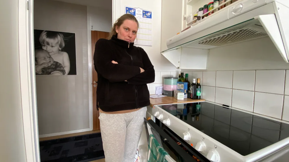 Sara Skifting berättar att familjen fått använda ugnen för att få värme. 