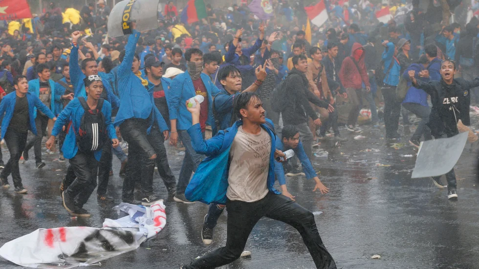 Protester i Jakarta 2019 efter ett kritiserat lagförslag, som då stoppades men nu är aktuellt igen. Arkivbild.