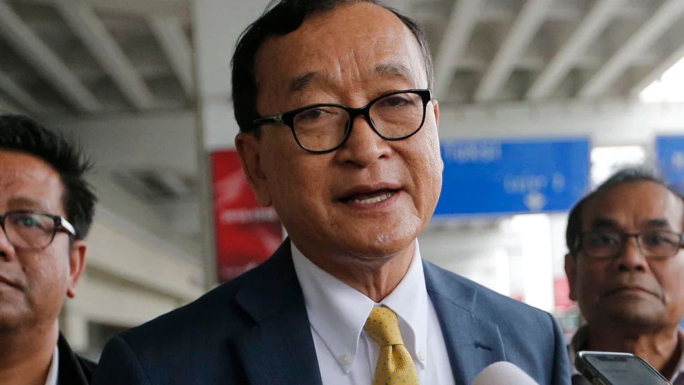 Sam Rainsy på en flygplats i Indonesien 2019. Arkivbild.