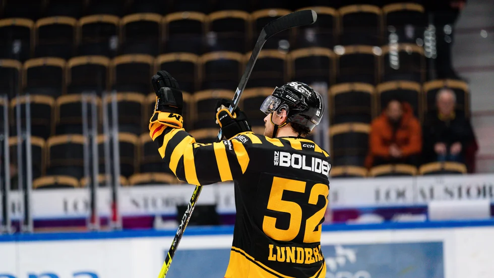 Arvid Lundberg har varit en defensiv gigant sedan återkomsten till AIK. Under lördagen stod han för mycket istid och en hel del vassa ingripanden. 