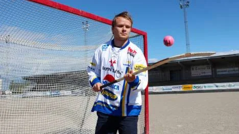 Finsk fart och finess. Och en hel del mål. Det är vad HT Bandys nyförvärv Tero Määttälä ska bidra med i vinter.
