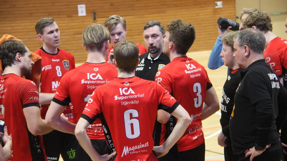EHF åker till Linköping för dubbla genrep inför seriepremiärerna i division 1 och 2 om två veckor. Nästa helg inleds junior-SM för flera av spelarna.
