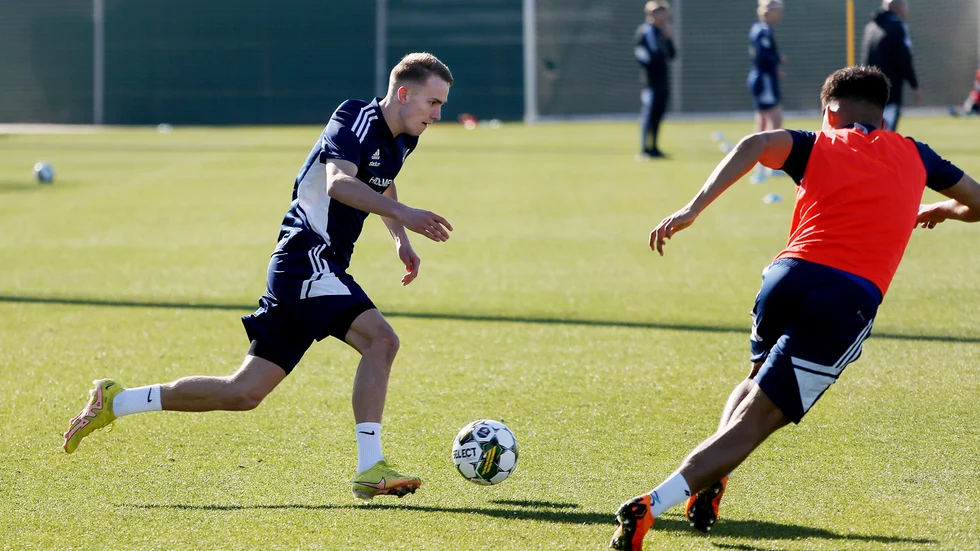 Victor Lind debuterar i IFK-tröjan.