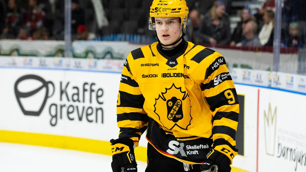 Theo Keilin gjorde tre mål och totalt fyra poäng på två matcher för AIK:s J20-lag under helgen.