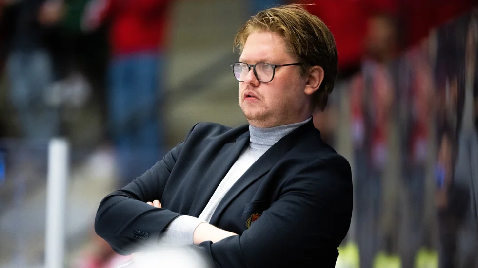 Almtunas assisterande tränare, Jimmy Anderström, var känslosam efter matchen mot Södertälje.