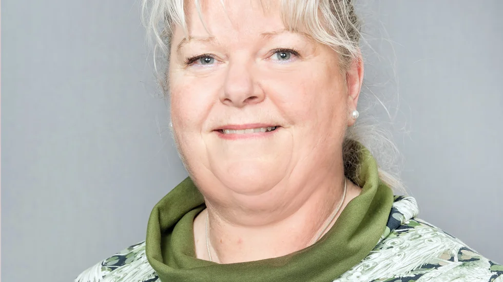 "Vi måste i spara i år fast vi har respit, det är omöjligt att ta igen allt nästa år" säger Eva Lantz (M) som är ordförande i utbildningsnämnden i Oxelösund.