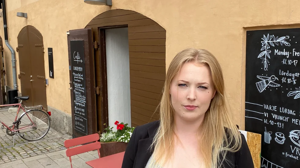 Amanda Sjöberg hamnade i strid med sin förra arbetsgivare om sin slutlön. Nu när företaget gått i konkurs har hon fått 11000 kronor i statlig lönegaranti.