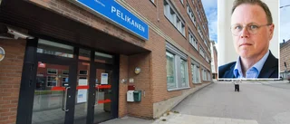 Mögel och vattenskador tvingar närpsykiatrin att flytta från Smedjegatan • 60-tal anställda berörs • Oklart var flytten går