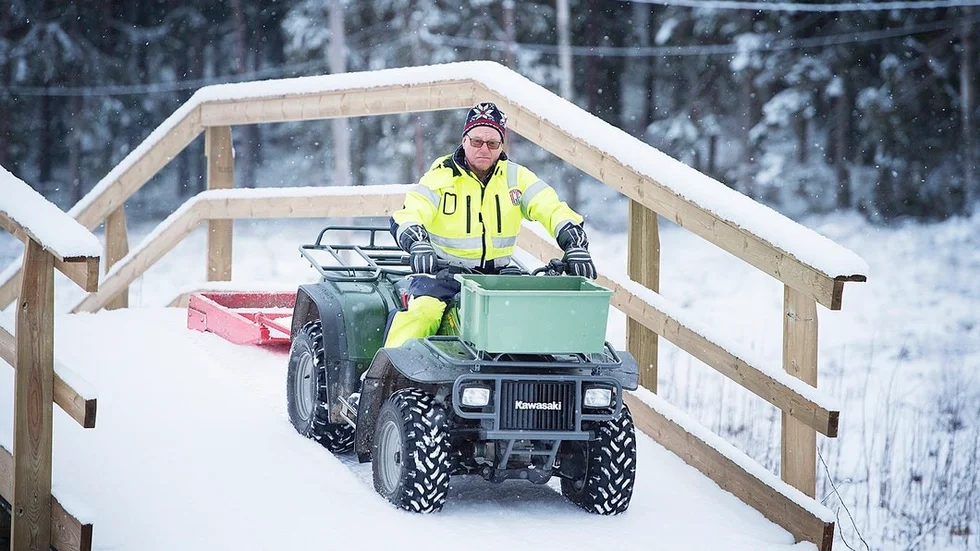 Ålberga är en riktig skidort, mycket har berott på att samhället ligger så pass högt.– Ibland har regnat i Kiladalen och snöat här uppe i Ålberga, säger Leif Johansson.