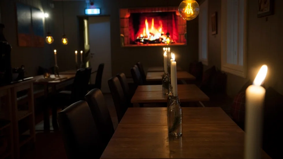 En värmande brasa är inte helt fel till första advent.
