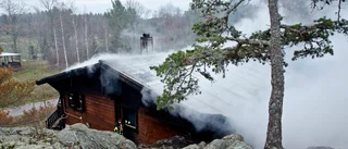 Grannen: "Branden spred sig snabbt utanför huset"
