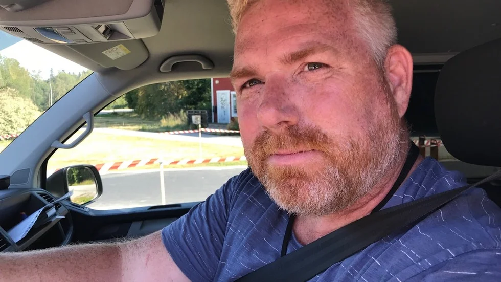 Johnny Ljunkvist VA-planerare vid Oxelö energi fick hoppa in på sin semester för att hjälpa till och lösa problemet.– Det var framförallt villaområdet på Isakslundsvägen som drabbades, men även sommarstugeområden i närheten, säger han.