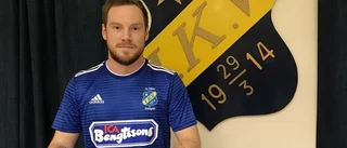 Stallarholmen tappar trio till Viljan – Simon Björk vänder hemåt