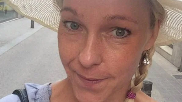 Trosabon Veronika Rylander Meijer råkade ut för en man som menade att badet vid Gisesjön endast är till för de som äger en fastighet i området.
