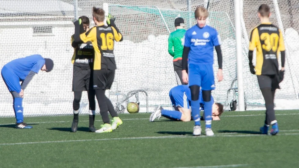 En bild säger mer än 1000 ord påstås det, så det är bara att titta på uppgivna Värmbolsspelare för att förstå hur det gick när klubben arrangerade Katrineholm konstgräs cup på Backavallen.
