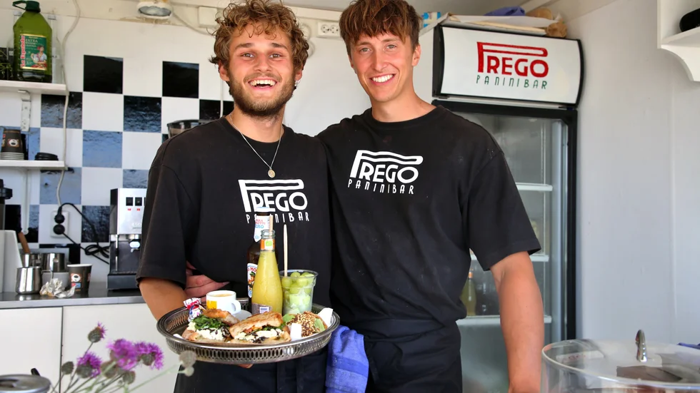 23-åringarna Viggo Hertjärn Wester och Aron Kraft har satsat helhjärtat på paninibaren. ”Det har verkligen varit en dröm för mig”, säger Viggo.