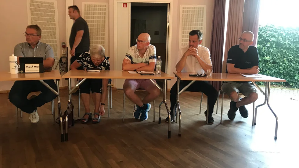 Gnestapolitikerna mötte Björnlundabor under måndagskvällens debatt.