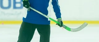 Lång och trång försäsong med bandy i miniatyr