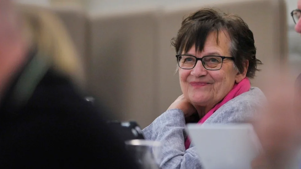 Ingrid Fäldt (bilden) och Monica Lindell Rylén förklarar att Socialdemokraterna kommit fram till vad de bedömer vara bäst för skolorna i Strängnäs. Foto: Joakim Serrander.