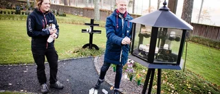 När ljusen slocknat sorterar de skräpet