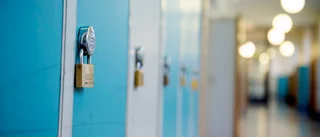 Gymnasiechefen om lärarens relation med eleven: "Får ingen ny tjänst"