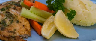 Middagstips: Persiljestekt fisk med stomp