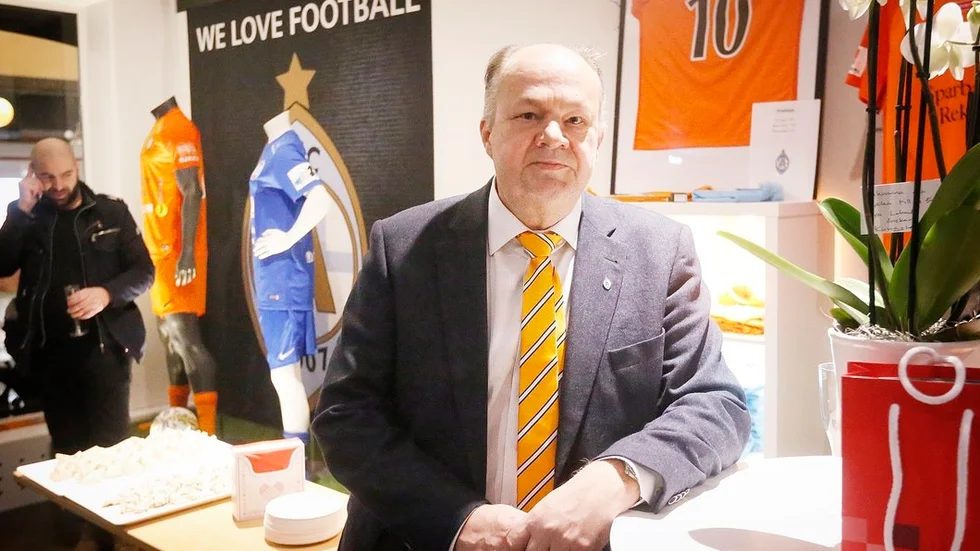 AFC-ordföranden Alex Ryssholm under smygpremiären för den nya supporterbutiken.
