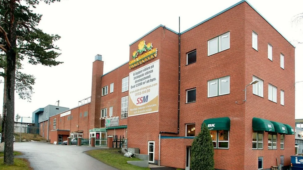 Gula rosornas företagsby fick påhälsning av en misstänkt bedragare.