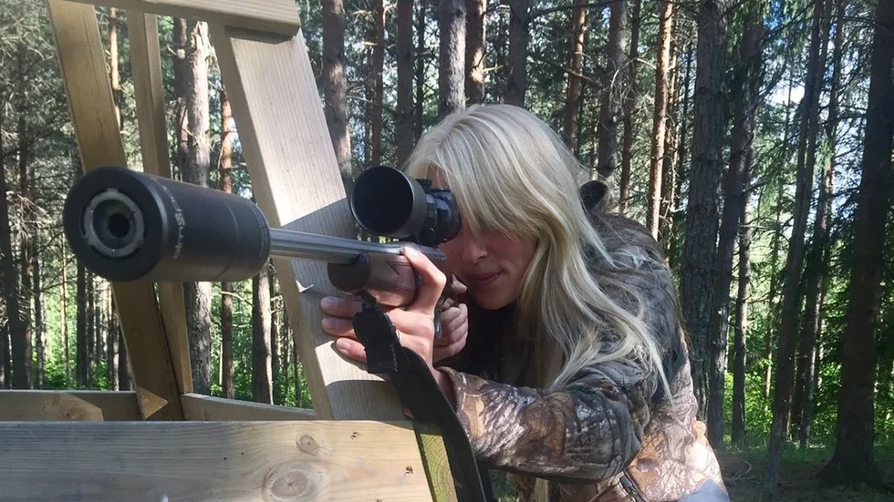 Jägaren Sara Strand gläds åt inställningen till jakt