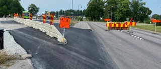 Provisorisk väg över Ulvhäll – ska användas i ett halvår ✓Bilar ✓Cyklister ✓Fotgängare