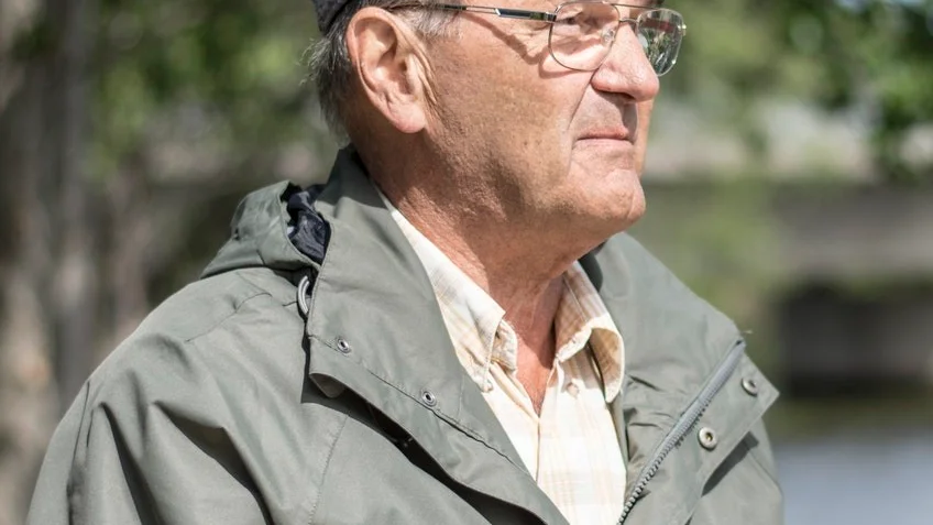 Kenneth Marklund, nöjd med bryggan.