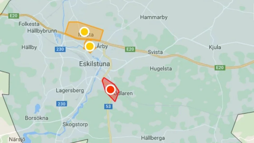 Det röda området markerar de drabbade områdena, enligt Eskilstuna Energi och Miljö.