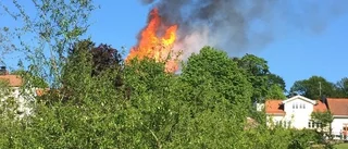 Här är läsarnas egna bilder på klockstapelns sista minuter