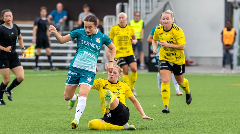 Gusk släppte återigen in många mål och förlorade under lördagen med 5-2 mot Alingsås.