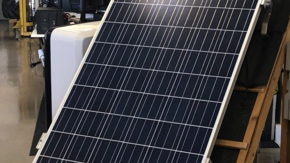 Ecokraft levererar solcellssystem till både privatpersoner och företag.