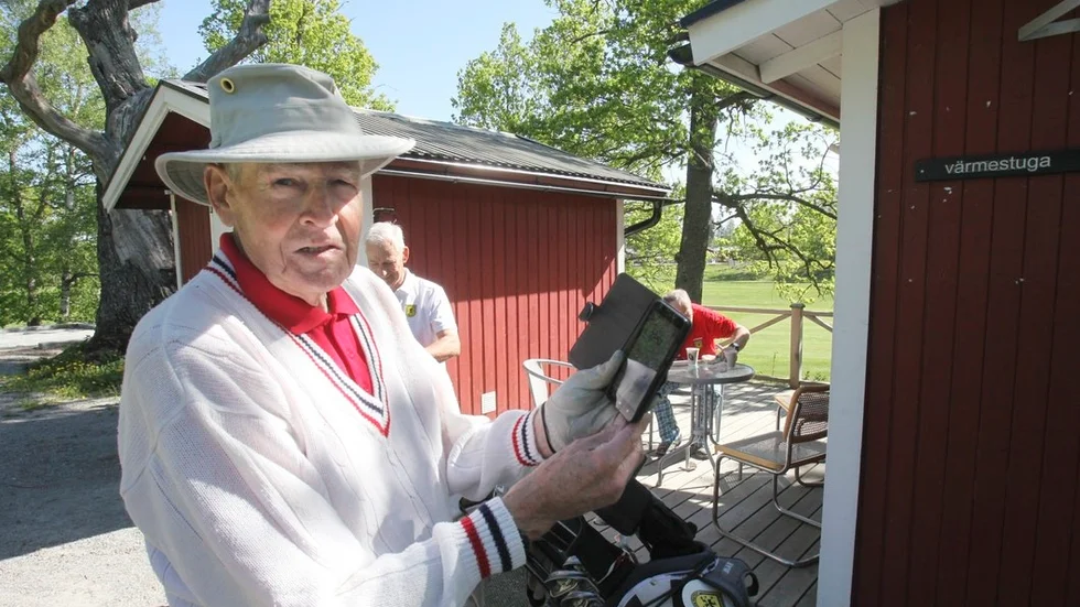 Med sina 88 år torde Rolf Gustafsson vara en av åldermännen i Strängnäs GK:s veterantour.