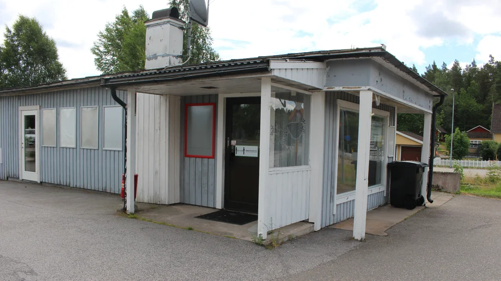 Om alla pusselbitar faller på plats kommer den gamla kiosken i Järnforsen att bli en obemannad butik fram på höstkanten.