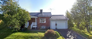 Nya ägare till 60-talshus i Norrfjärden - 1 660 000 kronor blev priset
