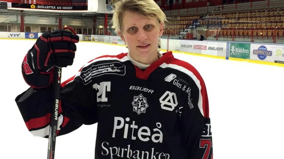 Elin Holmlöv.