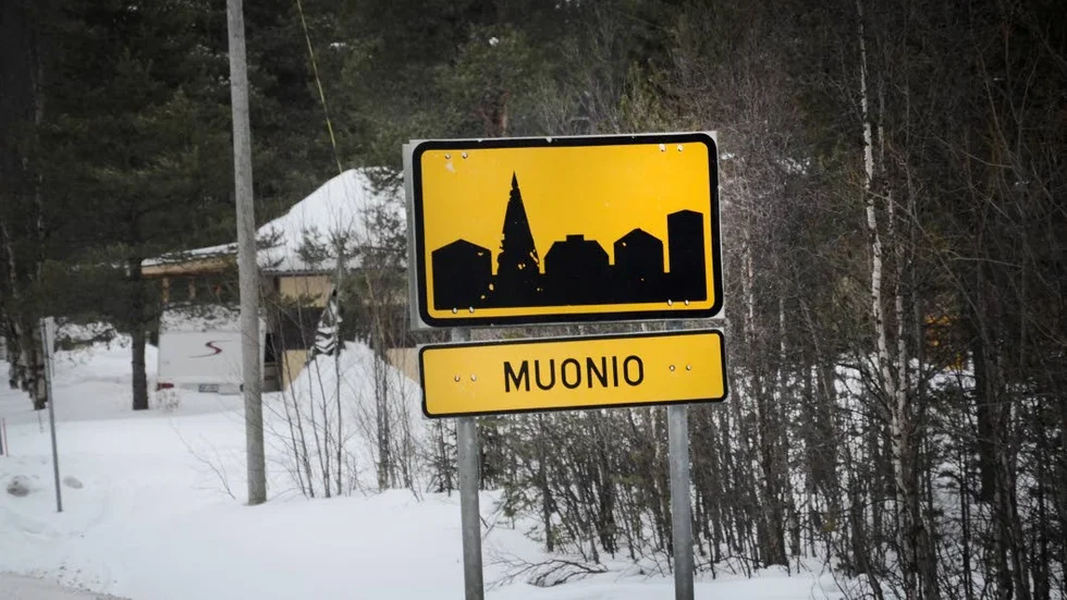 SKIDORT. De flesta av världens skidstjärnor har någon gång avklarat säsongspremiären i finska Muonio. När Kuriren kommer på besök är ämnet mycket allvarligare än så.
Foto: Peter Johansson