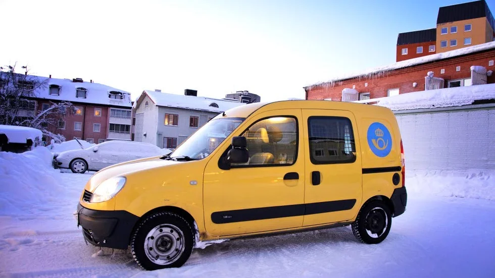 I centrala Kiruna var det minus 25 grader så där kunde posten delas på måndagen.
