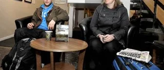Bussarna fylldes snabbt av strandsatta