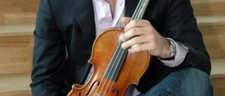 Spelar på världens nordligaste Stradivarius