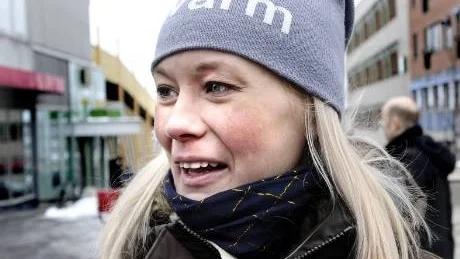 OVÄNTAT BESÖK. Alla som besökte Luleå centrum i lördags stötte på en ovanlig syn om de passerade det så kallade Nytorget. "Vad mysigt att få ha dem här på stan", sade Ulrica Wänseth, VD för Luleå & Co som bjudit in hästarna.