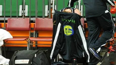 snabbt avslut. Luleå Basket förlorade med 0-3 i matcher mot    Telge och därmed hann knappt allvaret starta innan säsongen var slut. Slutspelsspöket gick inte att besegra - i år heller.Foto: Ted Lindholm/STHLMBILD
