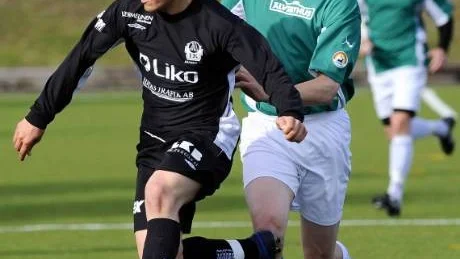 JÖRGENS TALANGER. Jörgen Erikssons unga division IV-lag i Alviks IK imponerar. Backen Oscar Uvemo är en i mängden av talangerna.