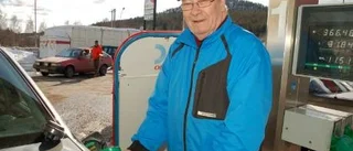Mackägare går i glada tankar