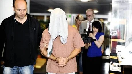 HÄKTAD. Luleå tingsrätt häktade på fredagen den 24-årige Luleåbo som på onsdagen greps på Forskarvägen på Porsön i Luleå.
Foto: PETRA ISAKSSON