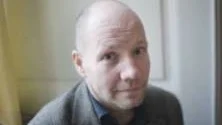 SKRIVER TEXT. Peter Englund, ständig sekreterare i Svenska Akademien, har skrivit den text om Dawit Isaak som publiceras av ett 50-tal svenska tidningsföretag den 19 november.  Foto: Mikael Andersson/Scanpix
